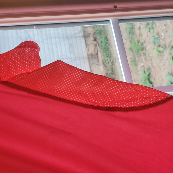 Ladies plus size shirt - Picture 2 of 3